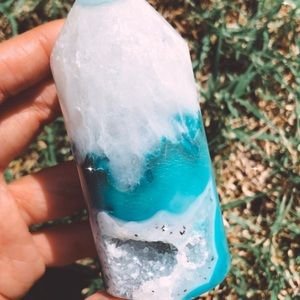 Blue dyed agate tower💙